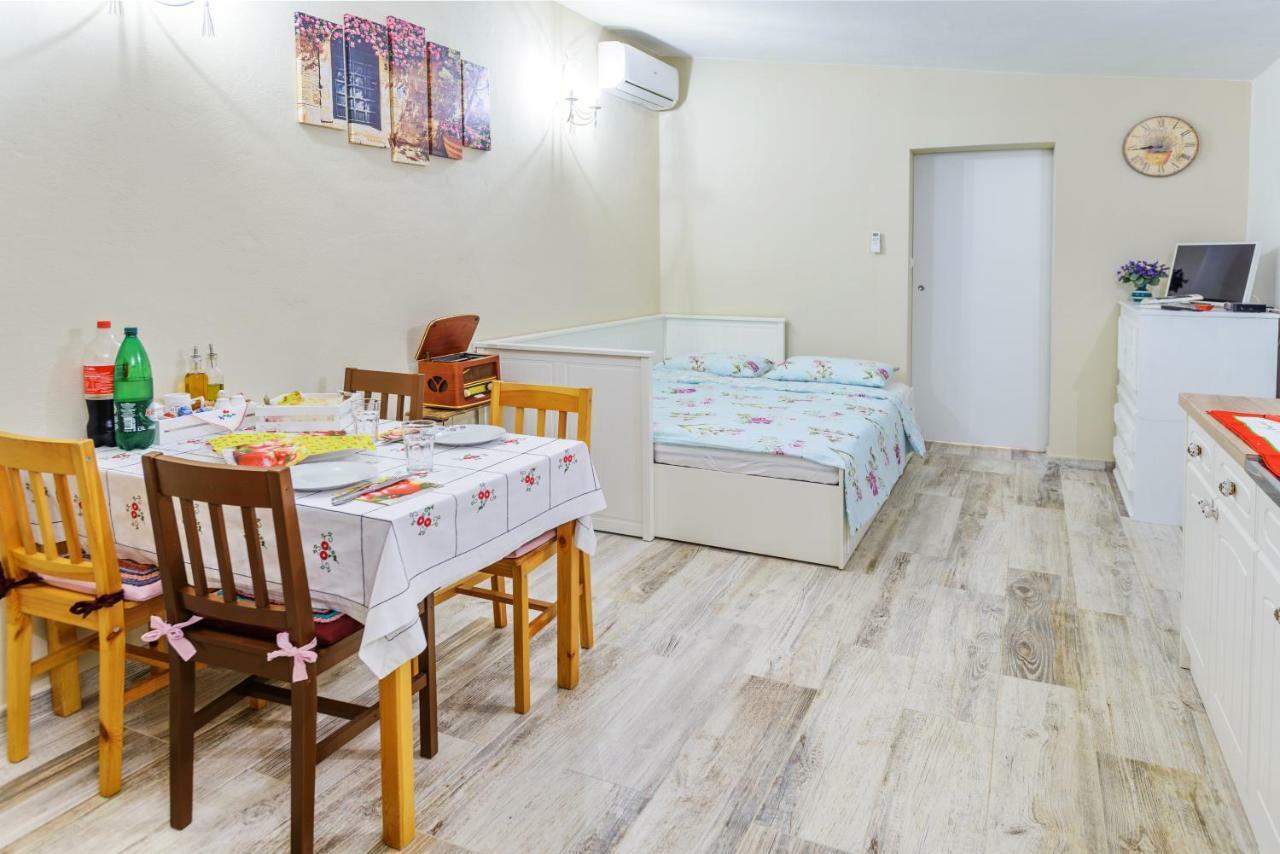 Apartment Old Cottage Zadar Bagian luar foto